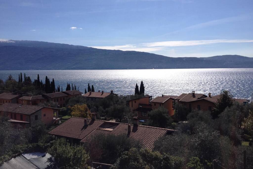 Casa Mirella - Toscolano Maderno Villa Eksteriør billede